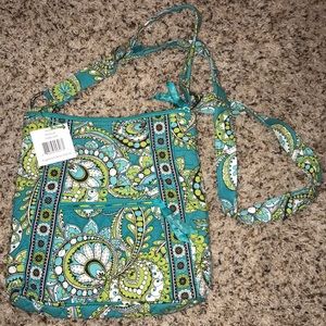 Brand NEW Vera Bradley Peacock Hipster Crossbody